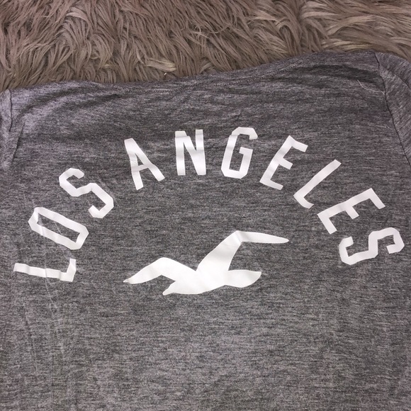 Hollister Graphic Tee - Picture 3 of 3